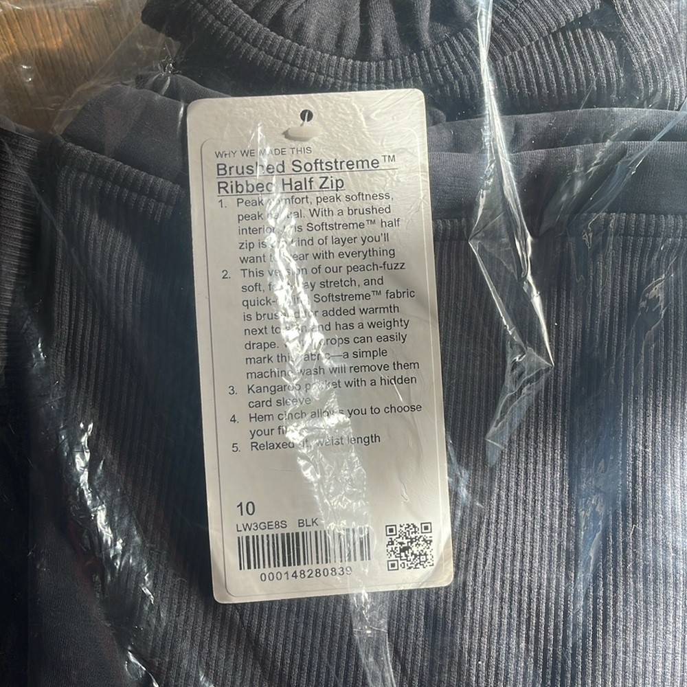 Lululemon Brushed Softstreme Ribbed Half Zip - Picture 5 of 5